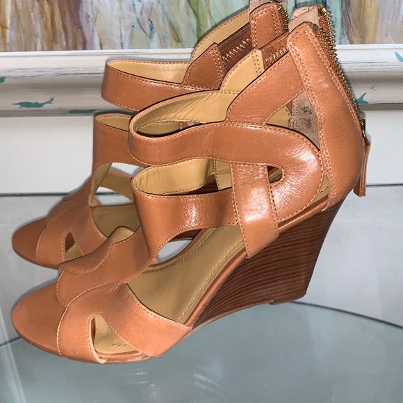 NINE WEST HEELS - Picture 1 of 5